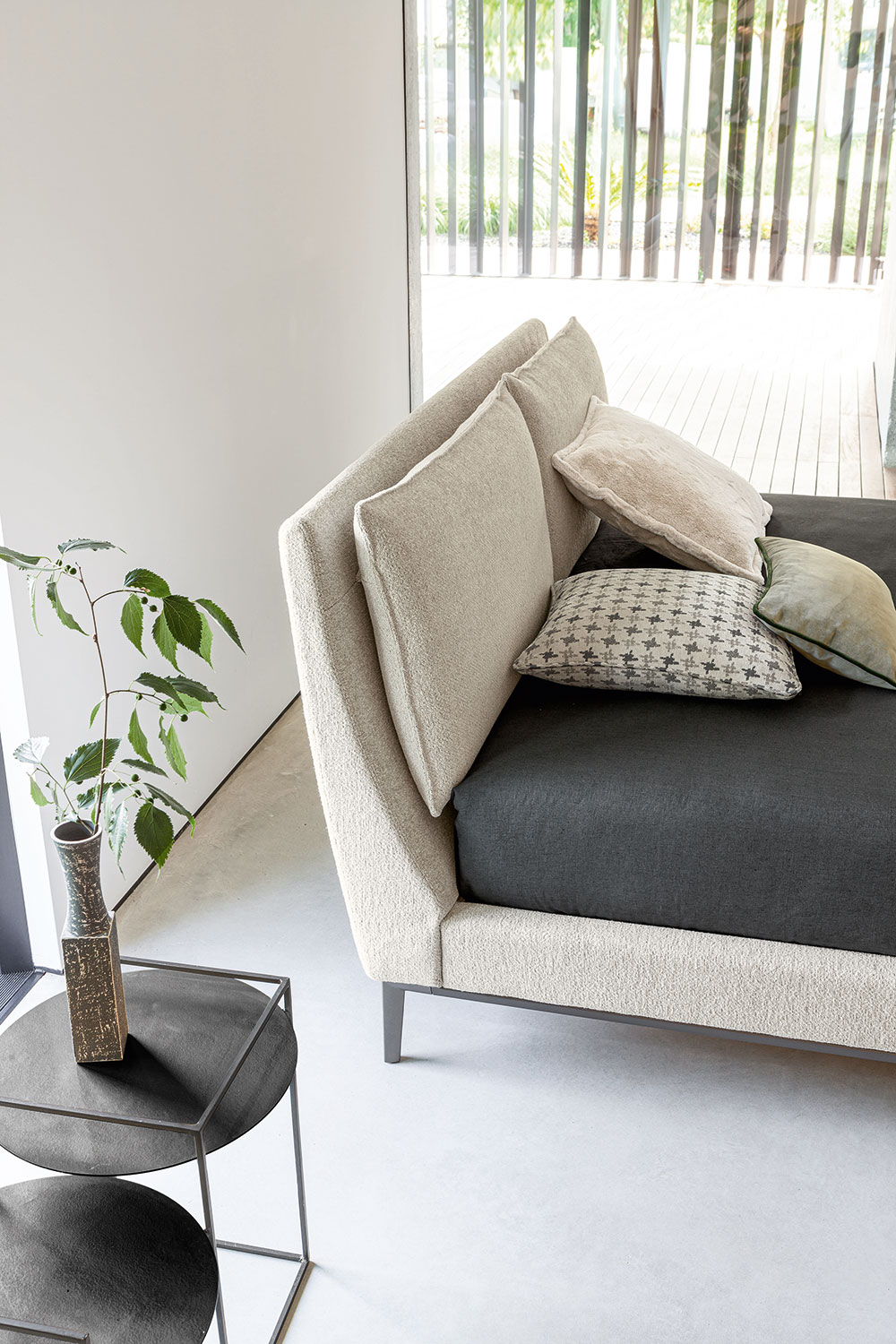 Letto matrimoniale Attico Twils vista frontale