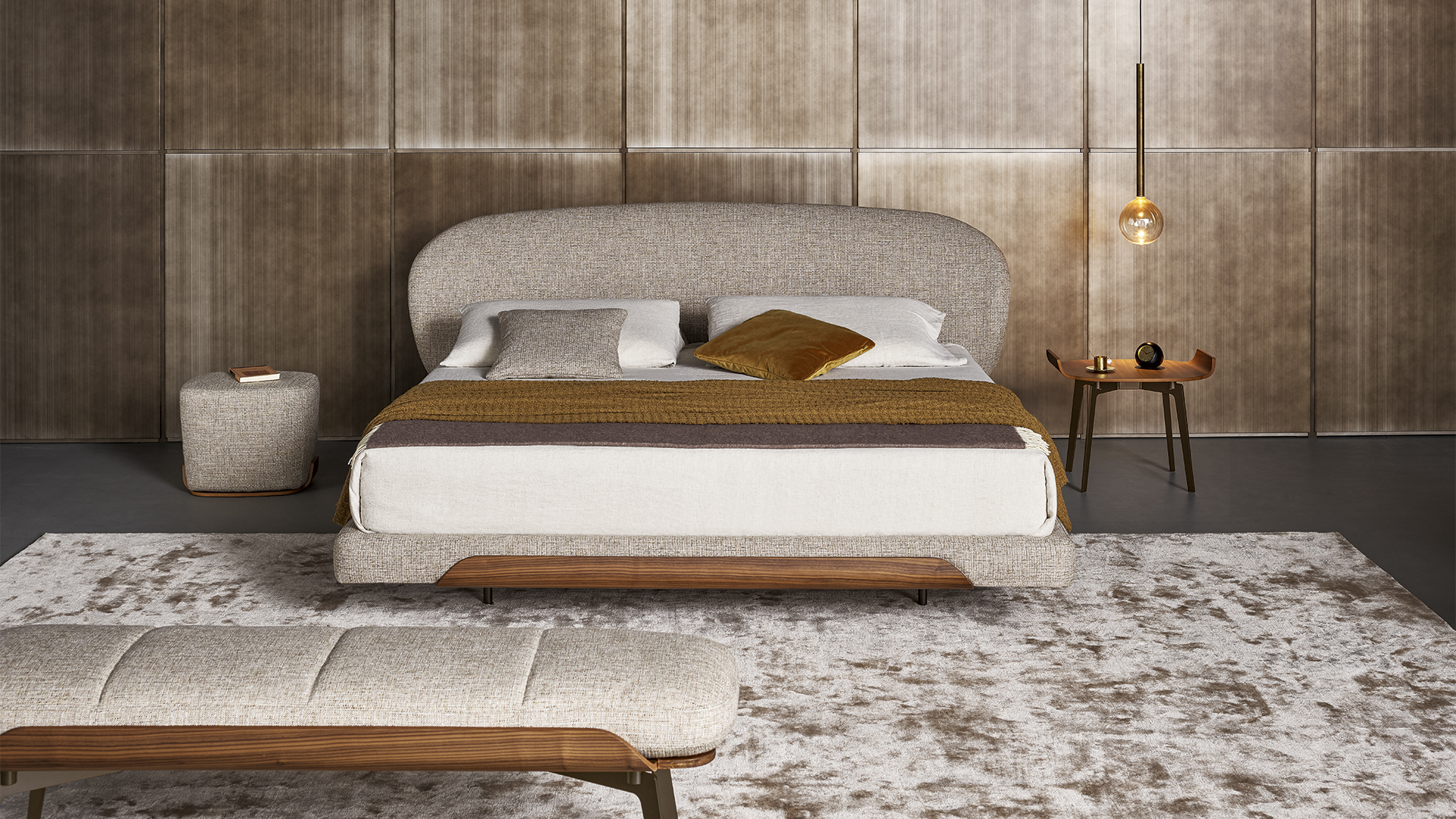 Letto Olos bed Bonaldo con finitura in pelle in camera da letto moderna