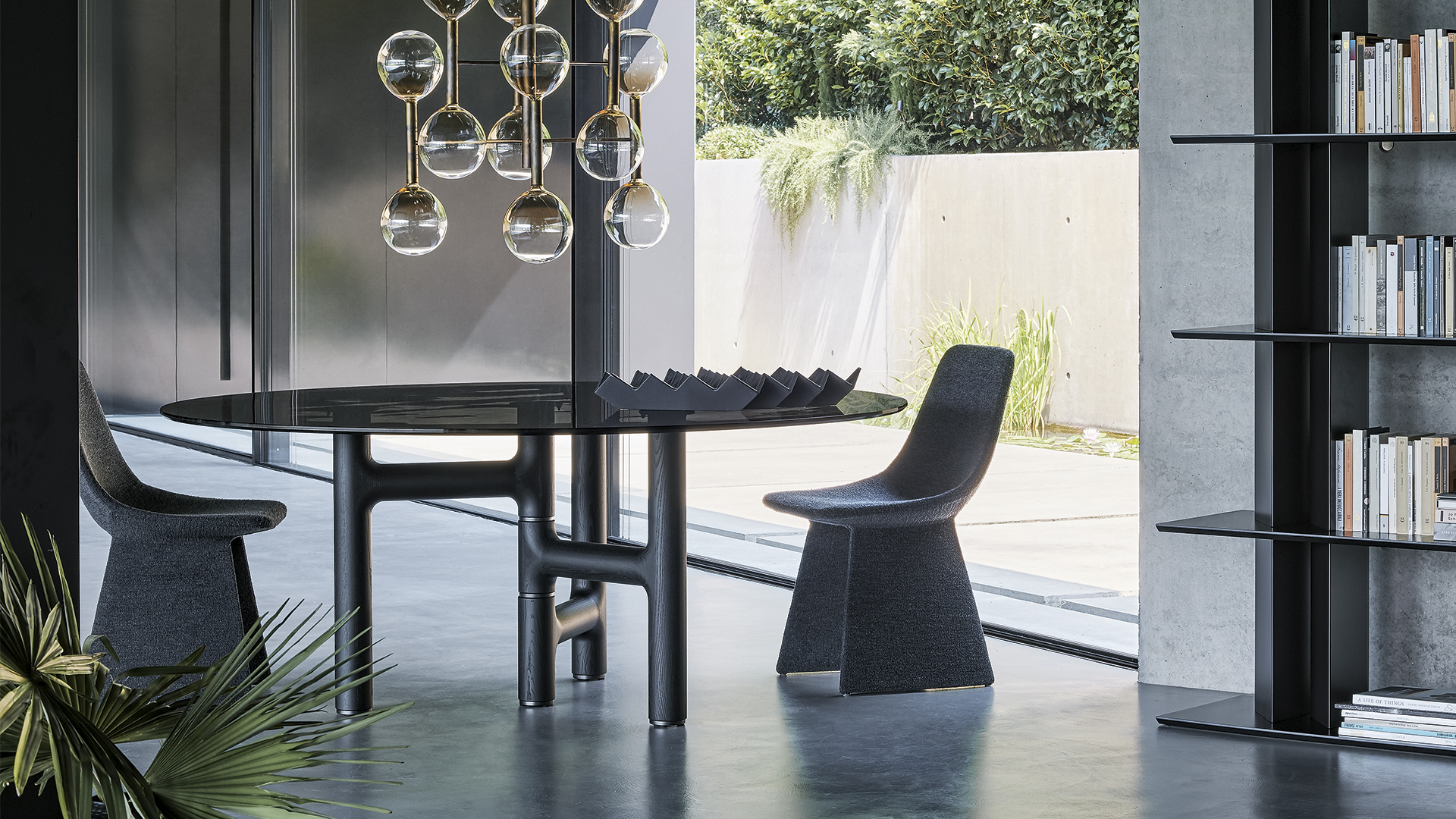 Tavolo Pivot Bonaldo in ambiente moderno