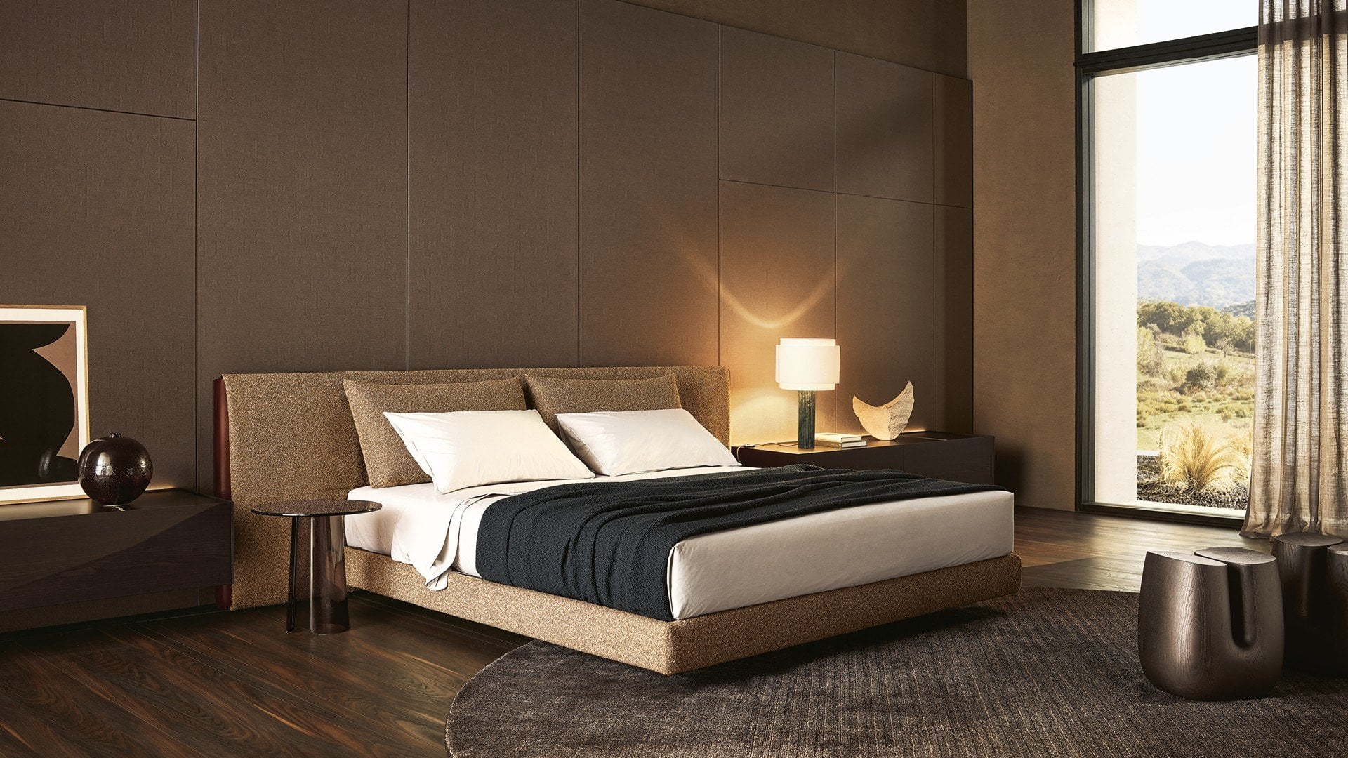 Dettaglio inserti laterali in cuoio sul letto Yume