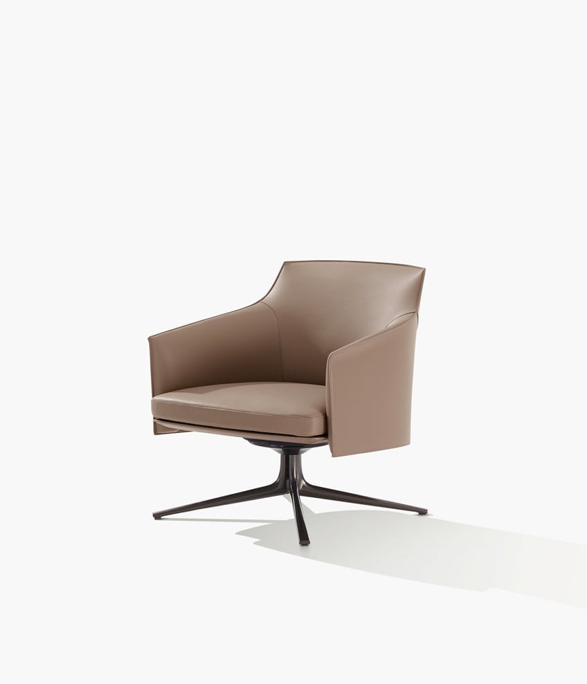 Poltrona Stanford con base girevole in nichel lucido