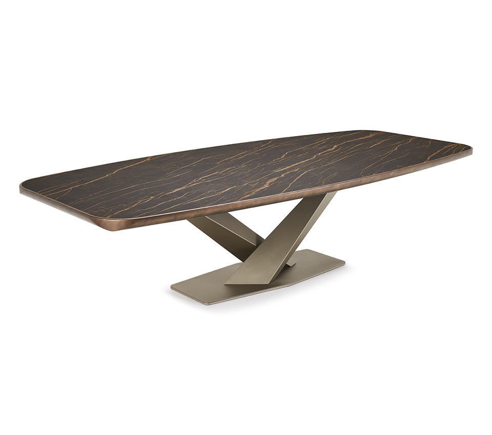 Tavolo Stratos Keramik Premium con piano in ceramica e base in acciaio verniciato